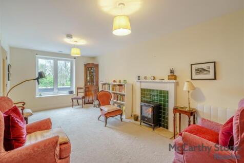 8644400-interior01.jpg