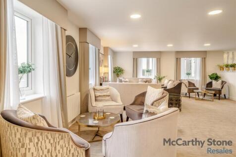 8644400-interior17.jpg