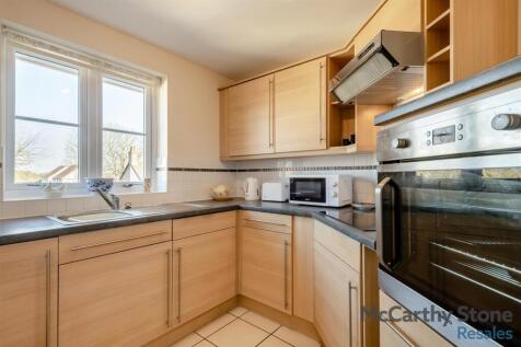 8642343-interior01.jpg