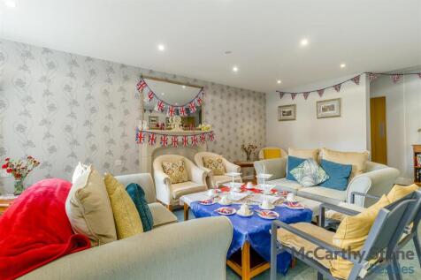 8646914-interior14.jpg
