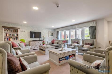 8645317-interior01.jpg