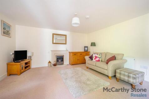 8646717-interior18.jpg