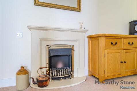 8646717-interior19.jpg
