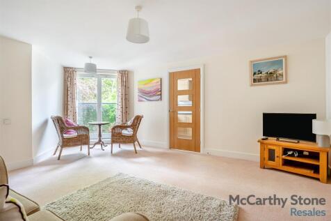 8646717-interior20.jpg