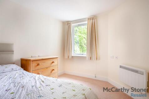 8646717-interior06.jpg