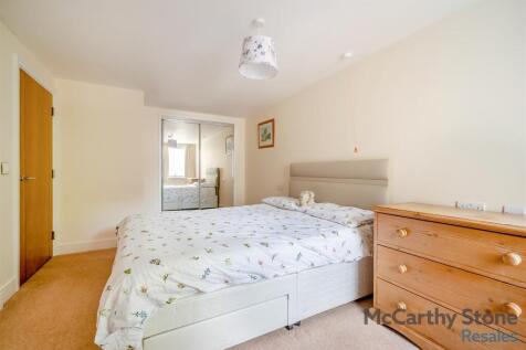 8646717-interior07.jpg