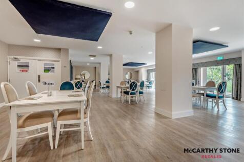 8609563-interior20-800.JPG