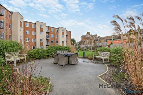 8633067-exterior06-800.jpg