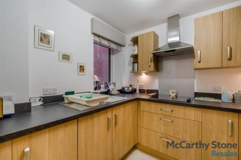 8631356-interior13.jpg