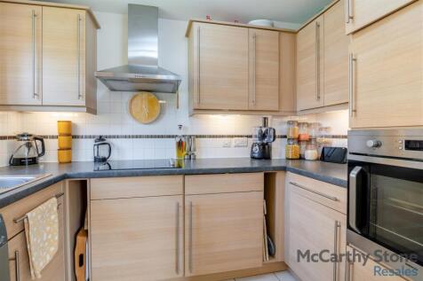 8646785-interior04.jpg