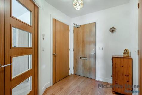 8647543-interior04.jpg