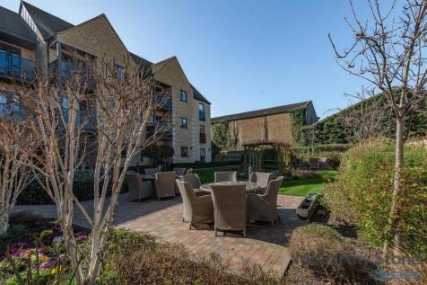 8645771-exterior16.jpg