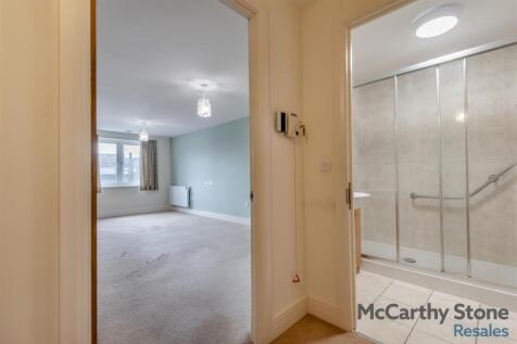 8637561-interior16.jpg