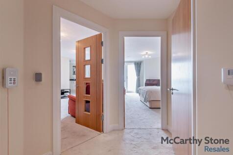 8649000-interior09-800.jpg