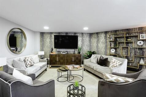 Homeowners Lounge