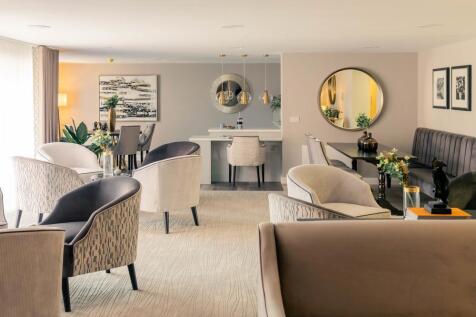 Homeowners Lounge