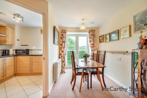 8648044-interior04.jpg