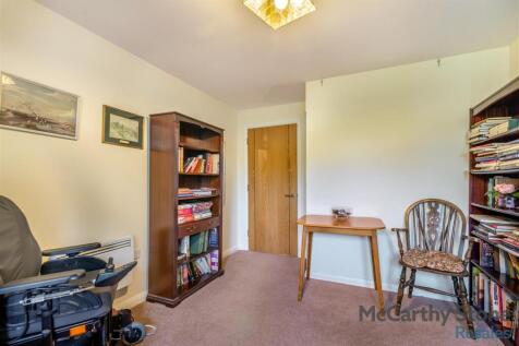 8648044-interior10.jpg