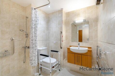 8647780-interior02.jpg