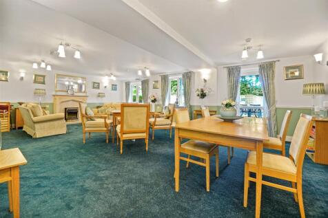 Communal lounge.JPG
