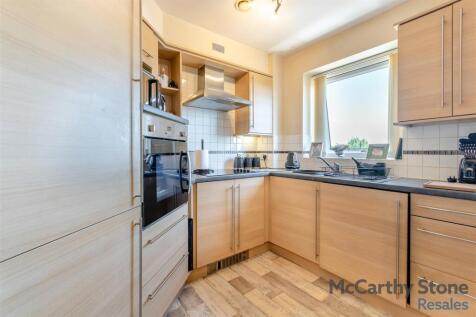 8647940-interior12.jpg