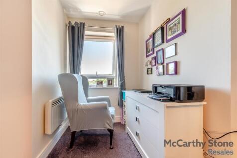 8647940-interior04.jpg