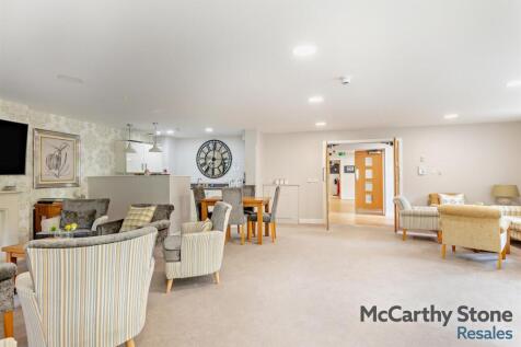 Homeowners Lounge