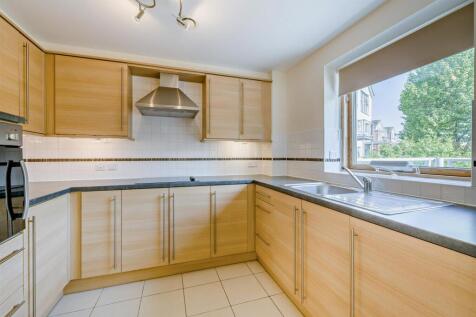 Kitchen:
