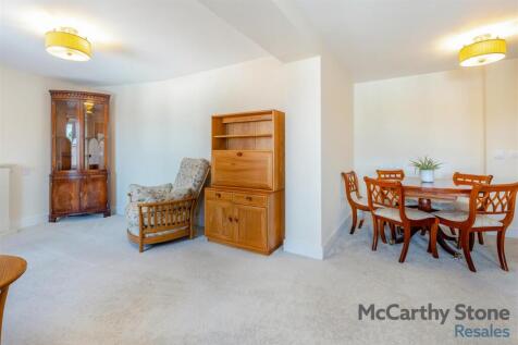 8648425-interior15.jpg