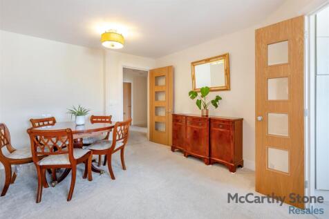 8648425-interior17.jpg