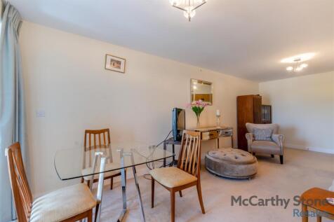 8646297-interior02.jpg