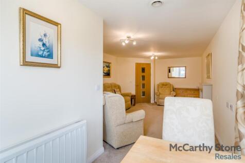 8650398-interior03.jpg