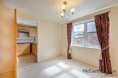 8645930-interior16.jpg