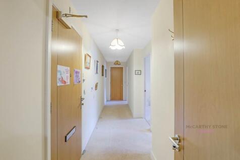 04-0934CT_MCS_Flat 40 Jenner Court_13-small.jpg