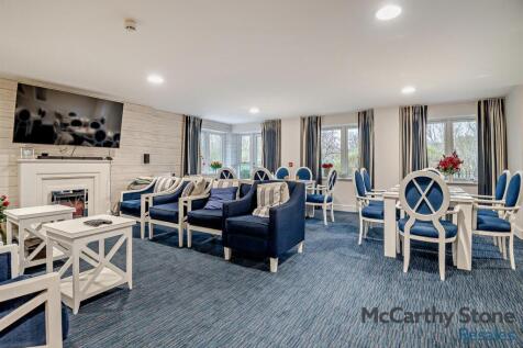 Homeowners Lounge