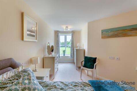 8651117-interior15.jpg