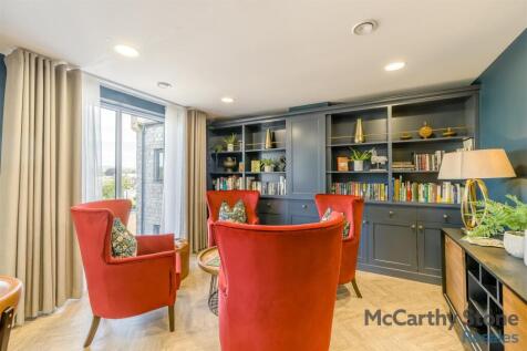8648404-interior14.jpg