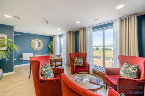 8648404-interior15.jpg