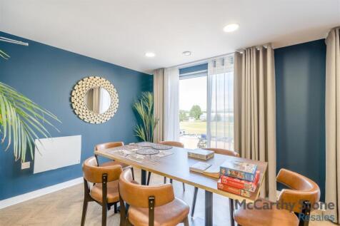 8648404-interior16.jpg