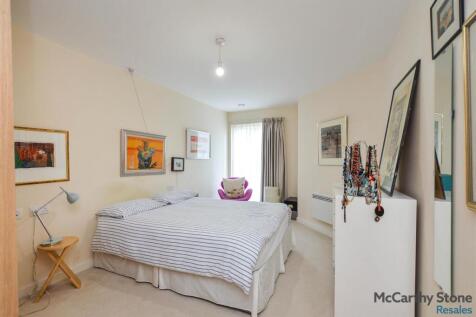 Bedroom2.jpg