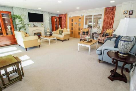 Homeowners Lounge