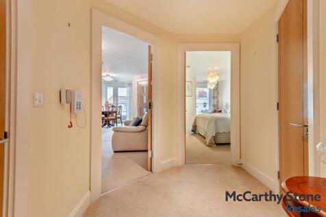 8631067-interior18-800.jpg