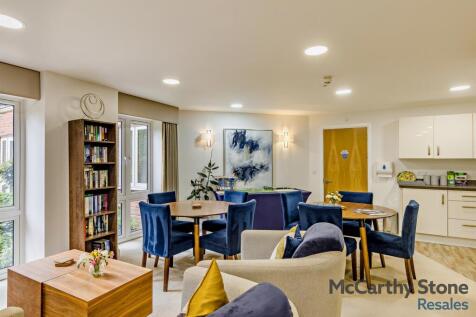 Homeowners Lounge