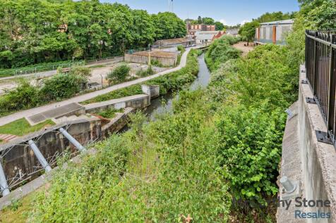 Stroudwater Court