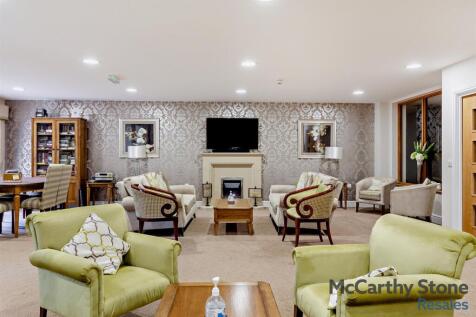 Homeowners Lounge