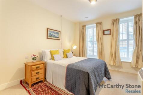 8651518-interior15.jpg