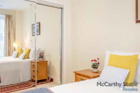 8651518-interior17.jpg