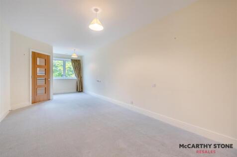 8618395-interior01.jpg