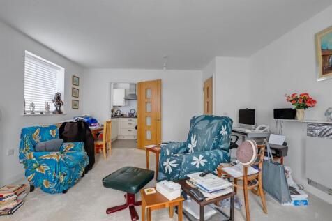12-eaaeJHMCS - 19 Lewis House - 34-medium.jpg