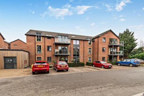 Stapleton Court